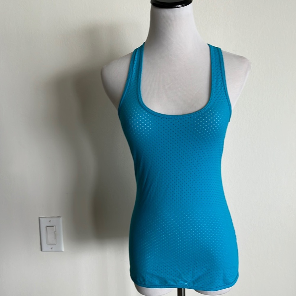 Woman’s blue tank top size one size fits all